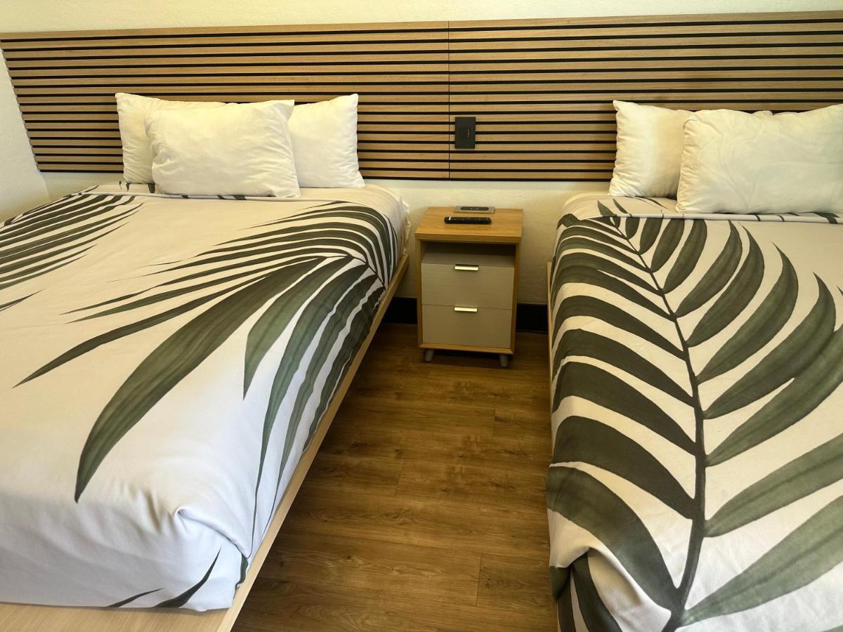 Sway Hotel Лейк-Хавасу-Сити Экстерьер фото
